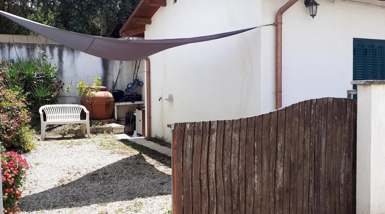 8 Via V. Monti Villa Loiri Porto San Paolo Ngoại thất bức ảnh