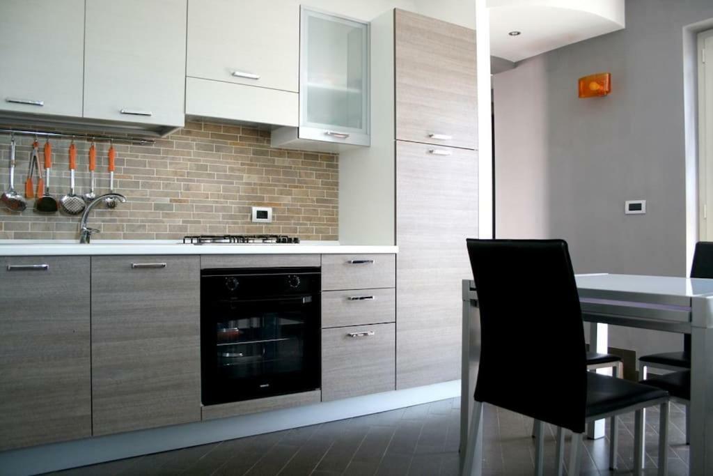 8 Via V. Monti Villa Loiri Porto San Paolo Ngoại thất bức ảnh